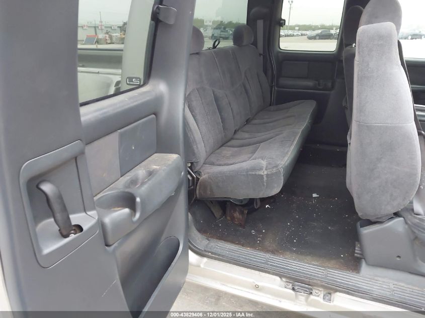 2002 Chevrolet Silverado 1500 Ls VIN: 2GCEK19V821381060 Lot: 43829406