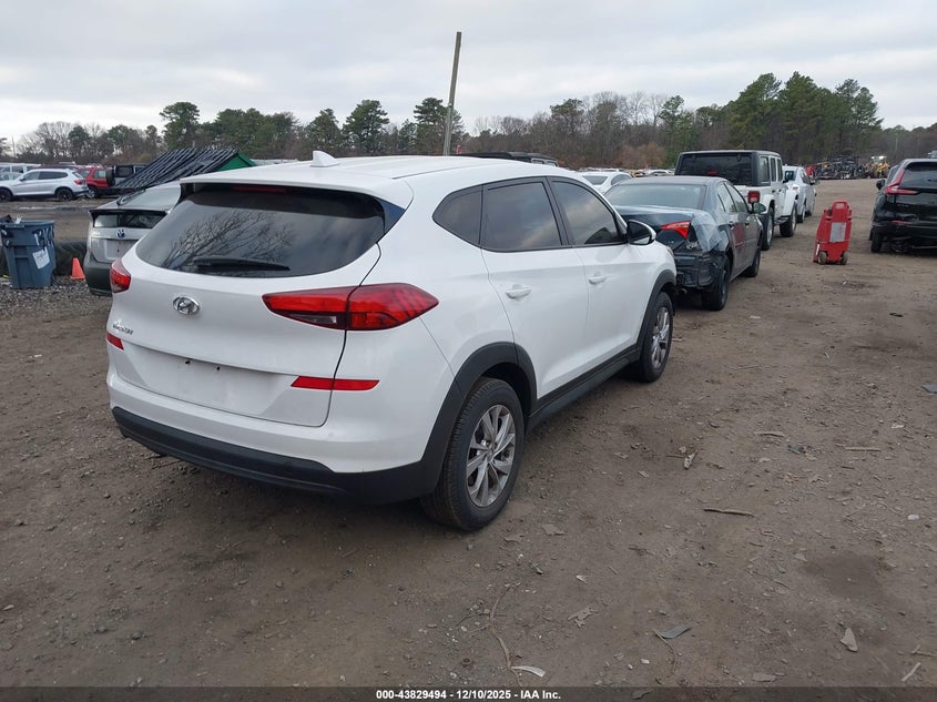 2021 Hyundai Tucson Se