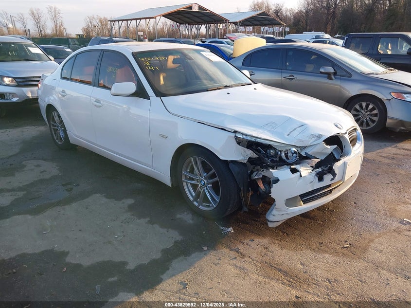 2008 BMW 528I — zdjęcie z aukcji