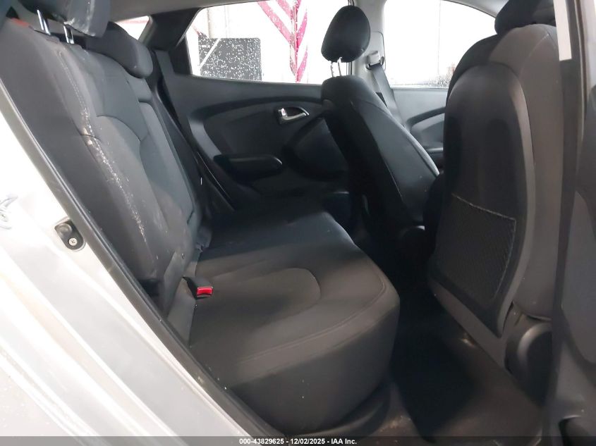 2010 Hyundai Tucson Gls VIN: KM8JT3AC2AU085161 Lot: 43829625