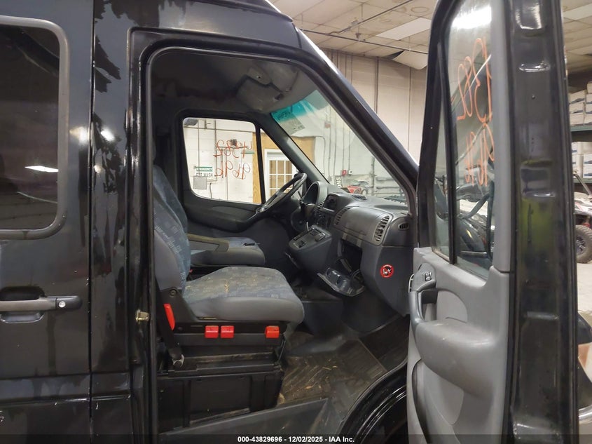 2006 Dodge Sprinter Wagon 2500 Shc