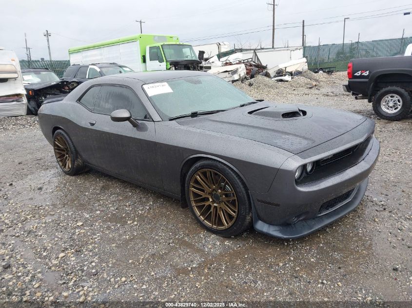 DODGE CHALLENGER 392 HEMI SCAT PACK SHAKER