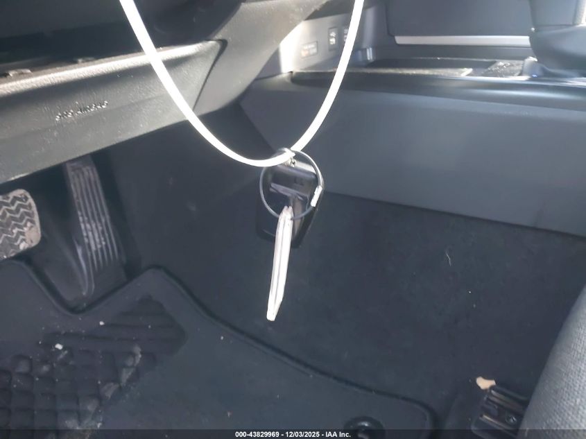 2026 Toyota Camry Le VIN: 4T1DAACK3TU210957 Lot: 43829969