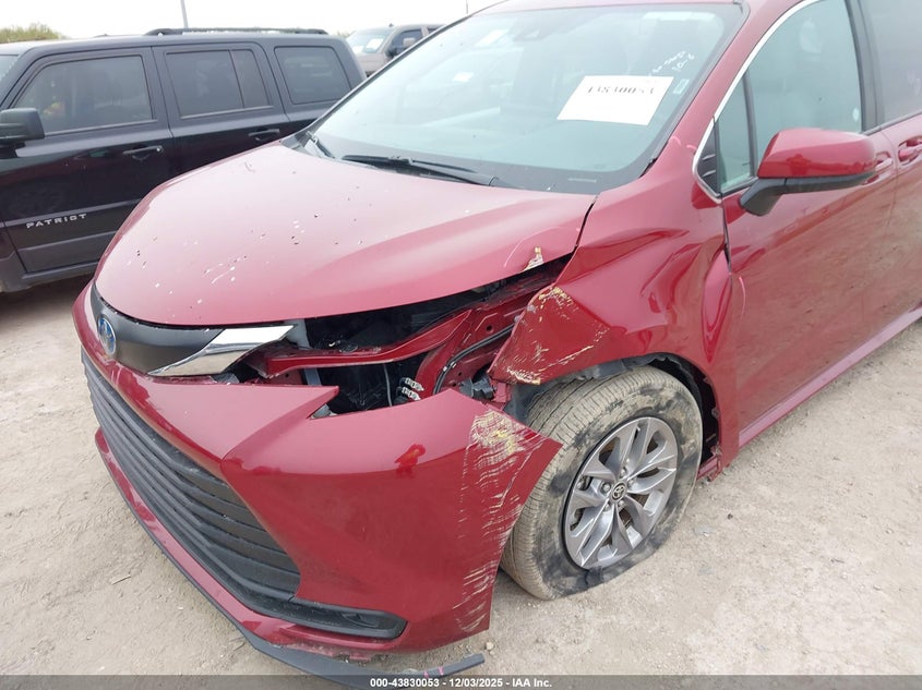 5TDKRKEC1SS228005 2025 TOYOTA SIENNA photo no. 6
