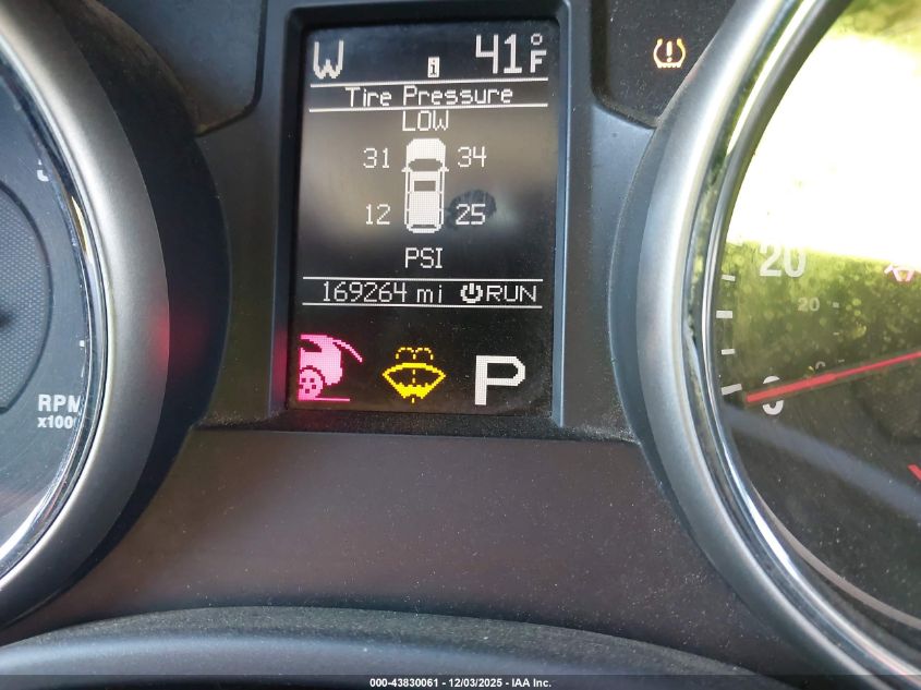 2011 Jeep Grand Cherokee Laredo VIN: 1J4RR4GG8BC538318 Lot: 43830061