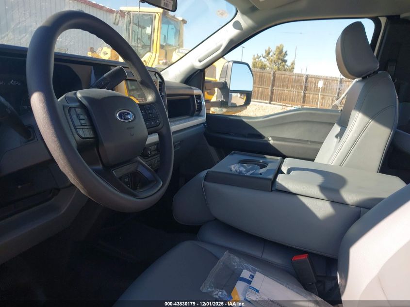 2025 Ford F-350 Chassis Xl VIN: 1FD8X3HT7SED21503 Lot: 43830179