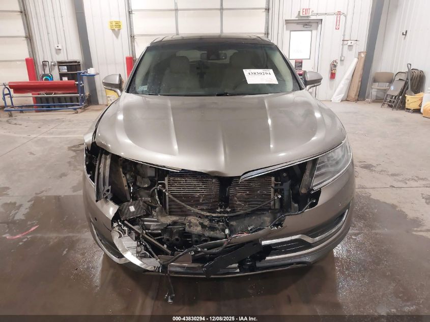 2017 Lincoln Mkx Reserve VIN: 2LMPJ8LRXHBL49147 Lot: 43830294