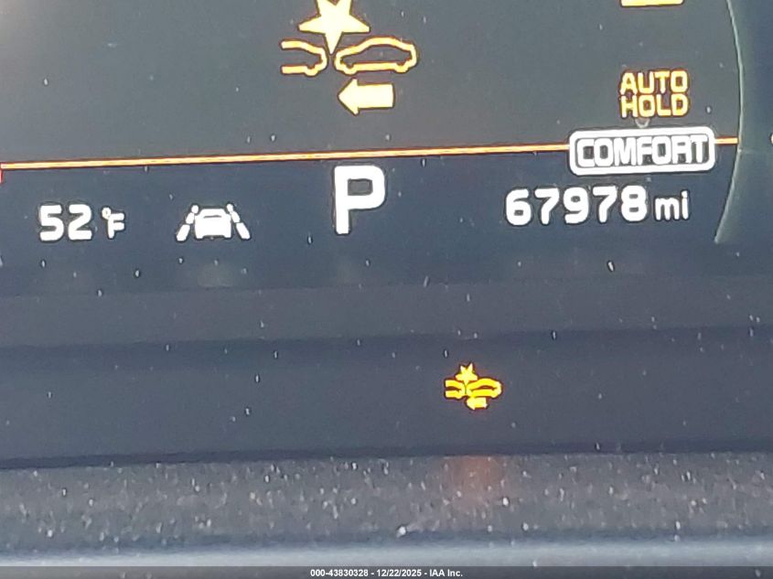 2020 Kia Sorento 3.3L Ex VIN: 5XYPHDA55LG665631 Lot: 43830328