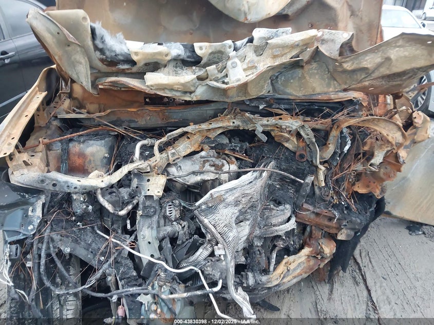 JTMZFREV9JJ203298 2018 TOYOTA RAV 4 photo no. 10