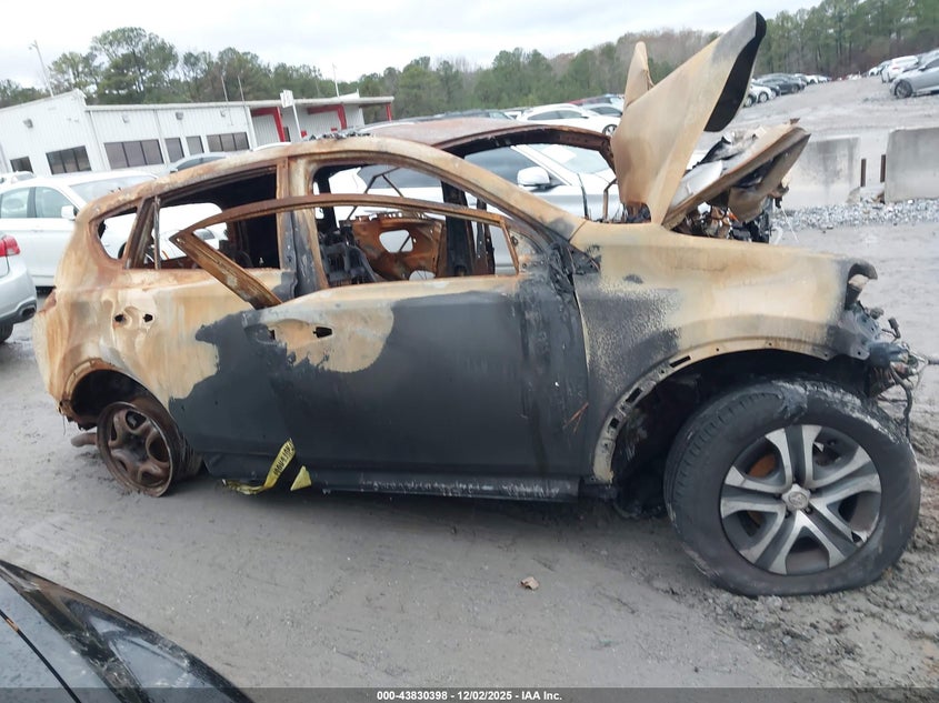 JTMZFREV9JJ203298 2018 TOYOTA RAV 4 photo no. 13