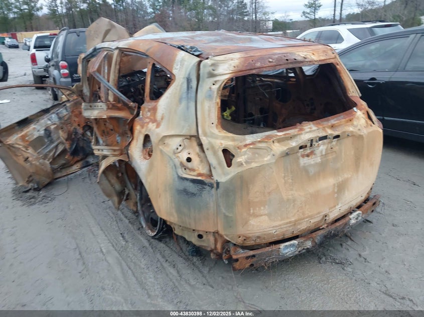 JTMZFREV9JJ203298 2018 TOYOTA RAV 4 photo no. 3