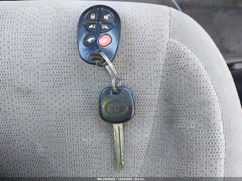 2004 Toyota Sienna Xle VIN: 5TDZA22C84S095837 Lot: 43830452