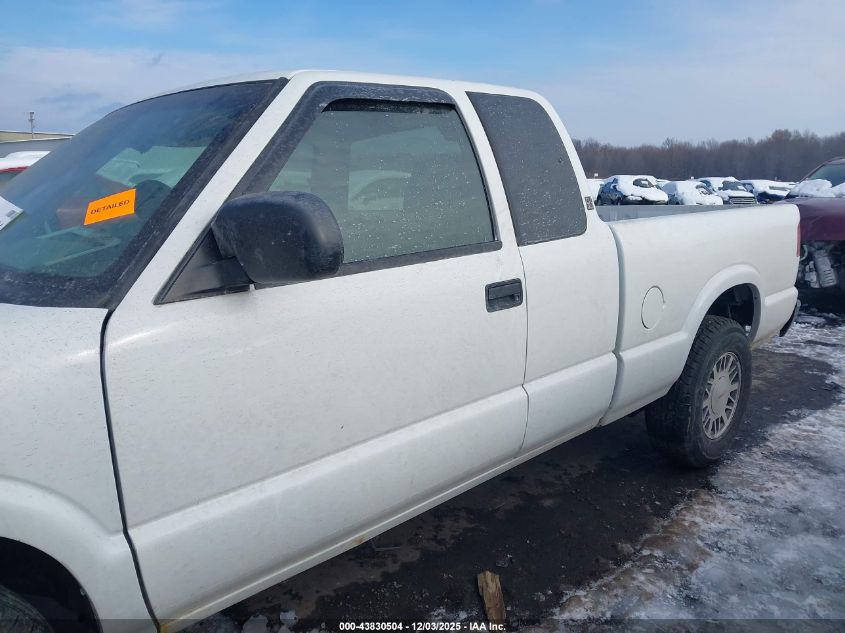 2002 GMC Sonoma Sls VIN: 1GTDT19W128230222 Lot: 43830504