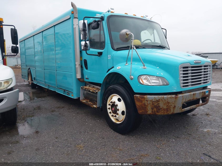 2008 FREIGHTLINER M2 auction photo 1