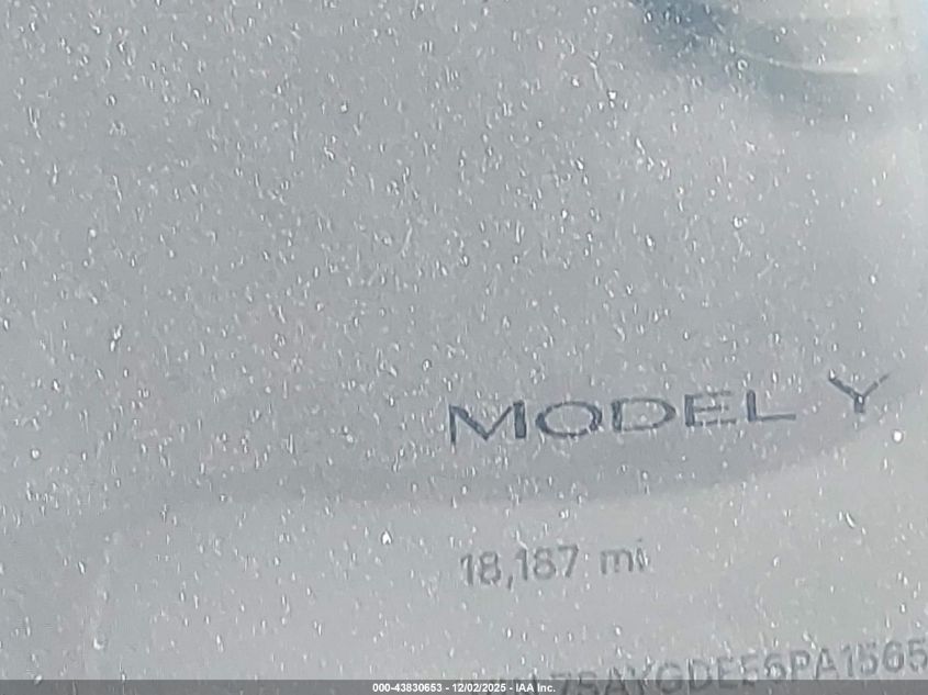 2023 Tesla Model Y Awd/Long Range Dual Motor All-Wheel Drive VIN: 7SAYGDEE6PA156596 Lot: 43830653