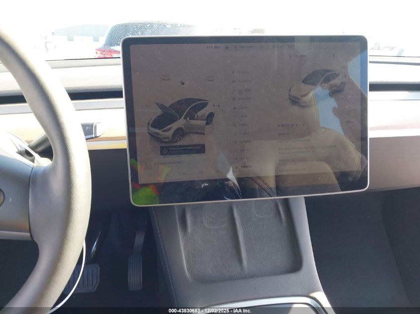 2023 Tesla Model Y Awd/Long Range Dual Motor All-Wheel Drive VIN: 7SAYGDEE6PA156596 Lot: 43830653