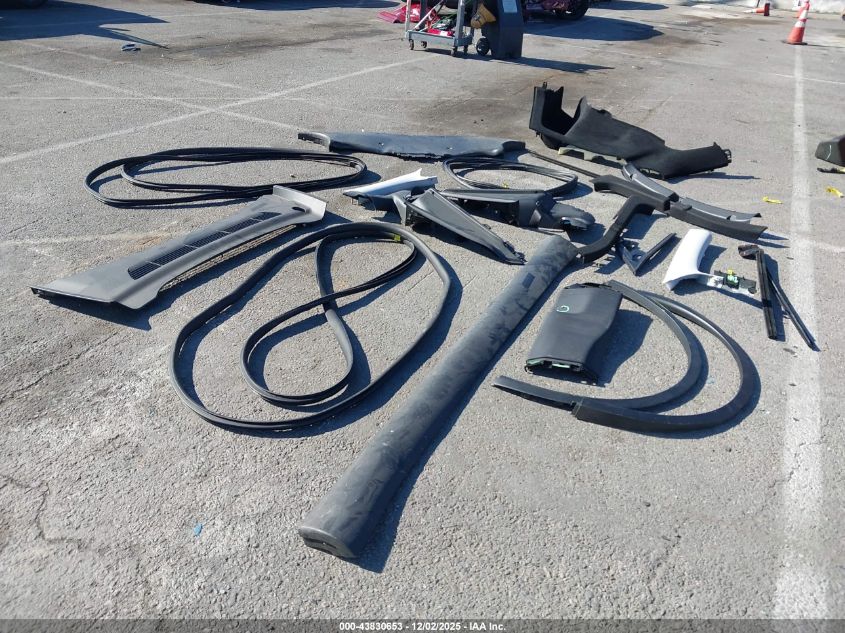 2023 Tesla Model Y Awd/Long Range Dual Motor All-Wheel Drive VIN: 7SAYGDEE6PA156596 Lot: 43830653