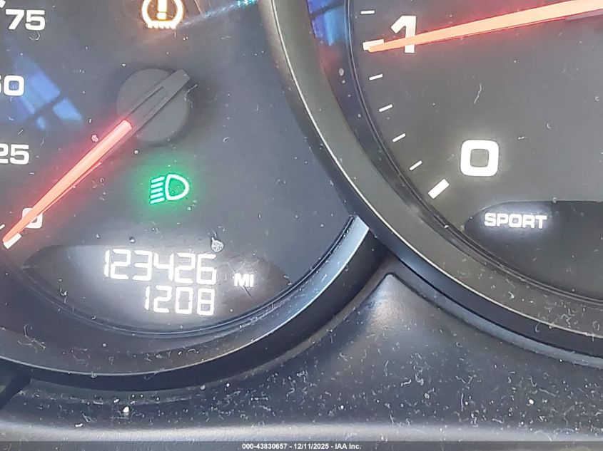 2017 Porsche Macan VIN: WP1AA2A57HLB01794 Lot: 43830657