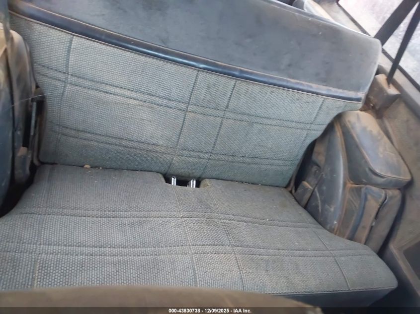 1989 Chevrolet Blazer S10 VIN: 1GNCT18Z3K0180520 Lot: 43830738