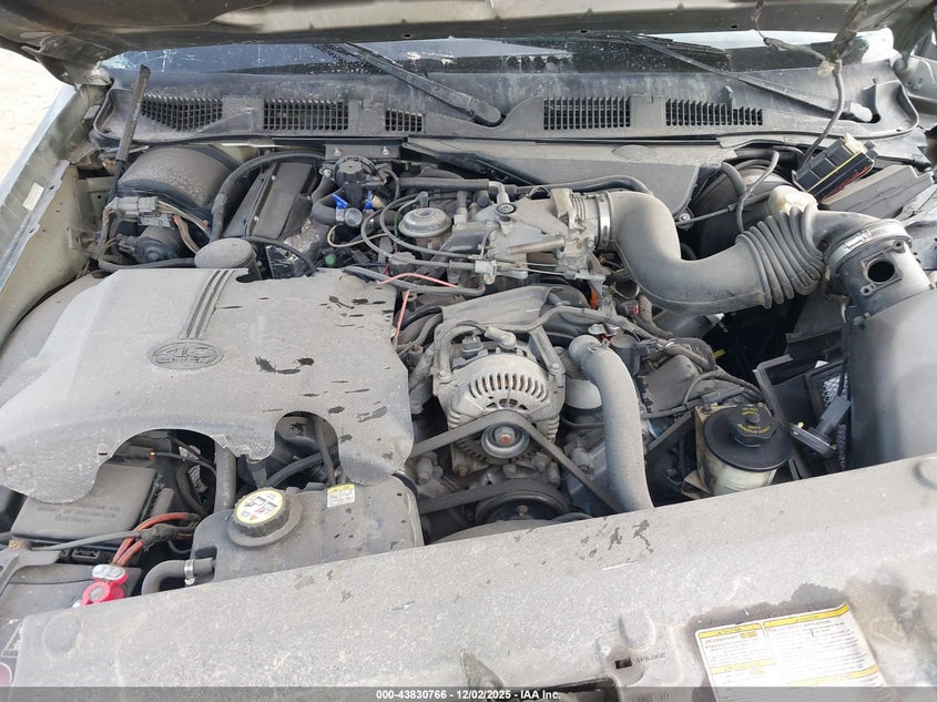 2MEFM74W52X620352 2002 MERCURY GRAND MARQUIS photo no. 10