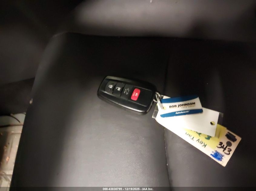 2024 Toyota Rav4 Xle Premium VIN: 2T3A1RFV0RC428427 Lot: 43830799