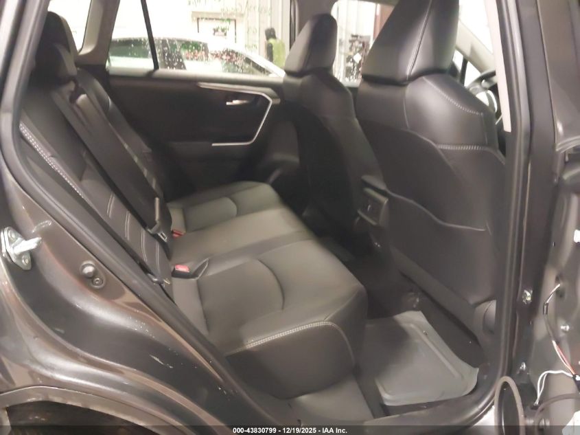 2024 Toyota Rav4 Xle Premium VIN: 2T3A1RFV0RC428427 Lot: 43830799