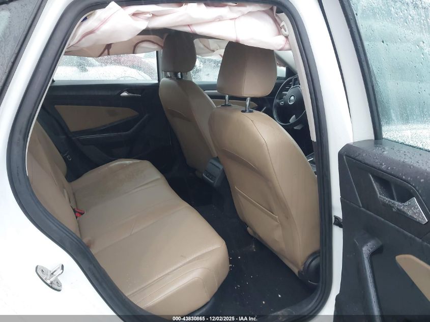 2019 Volkswagen Jetta 1.4T R-Line/1.4T S/1.4T Se VIN: 3VWC57BU4KM114510 Lot: 43830865