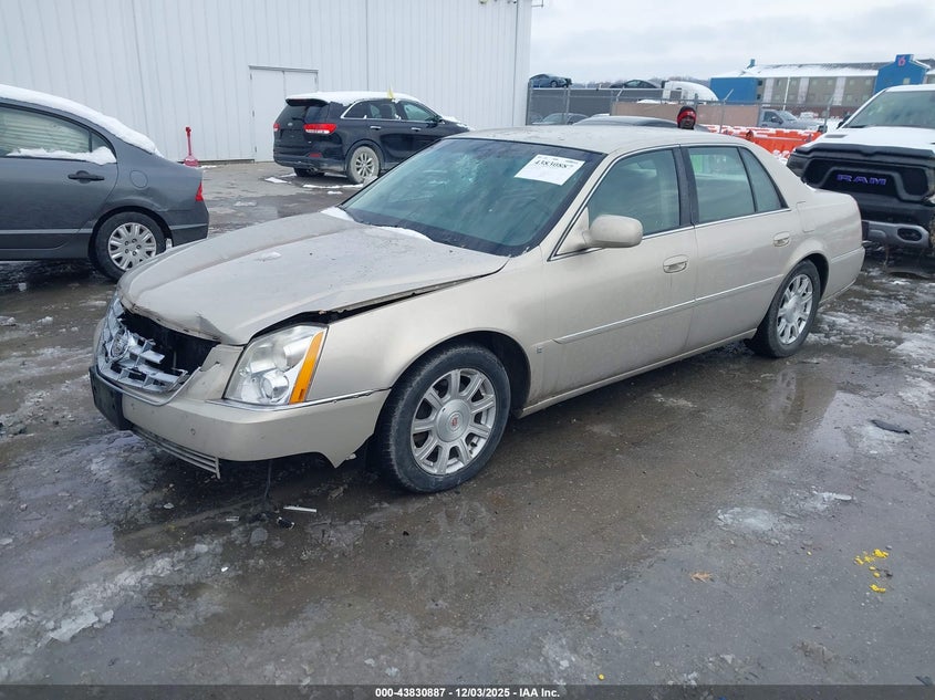1G6KD57Y78U188321 2008 CADILLAC DTS photo no. 2