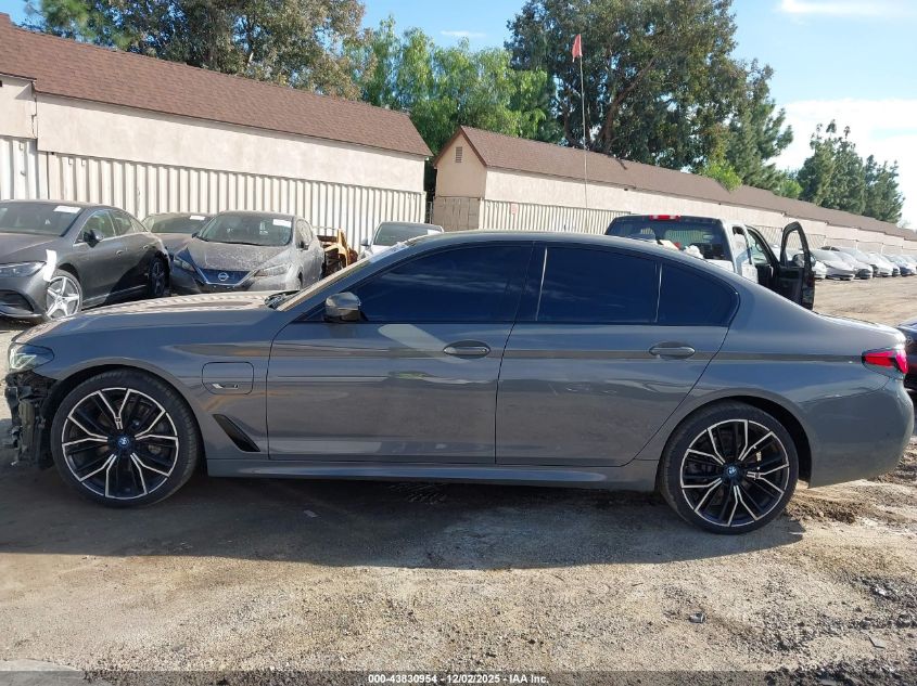 2022 BMW 5 Series - WBA13AG06NCK02626