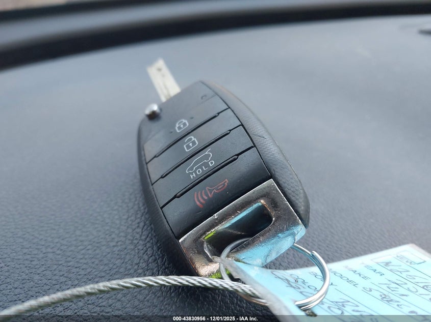 5XYPGDA34GG050334 2016 KIA SORENTO photo no. 11