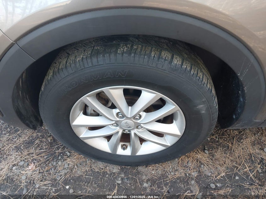 5XYPGDA34GG050334 2016 KIA SORENTO photo no. 17
