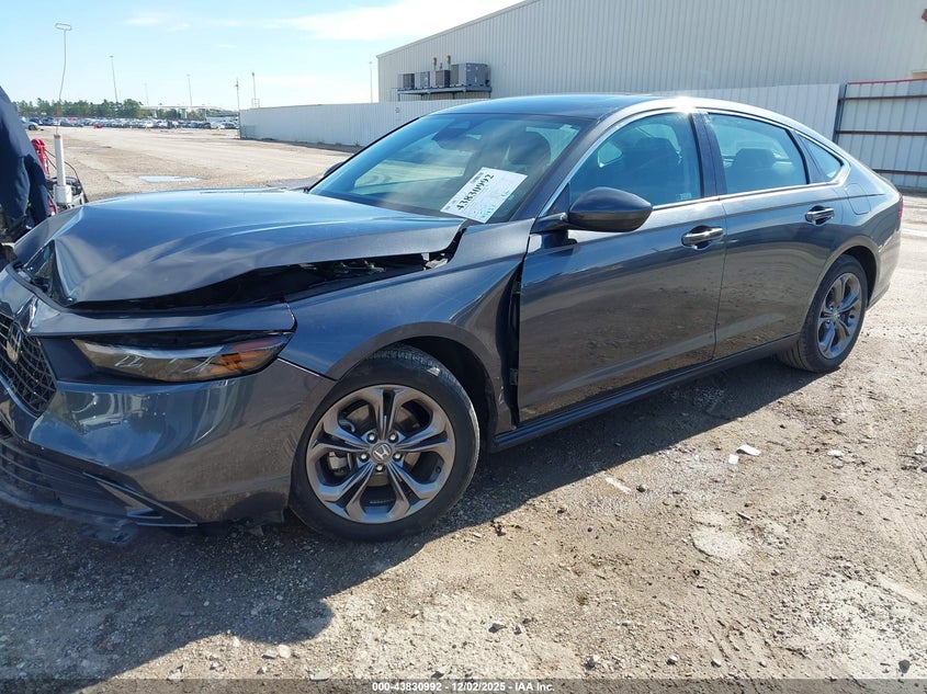 1HGCY1F37RA059813 2024 HONDA ACCORD photo no. 2