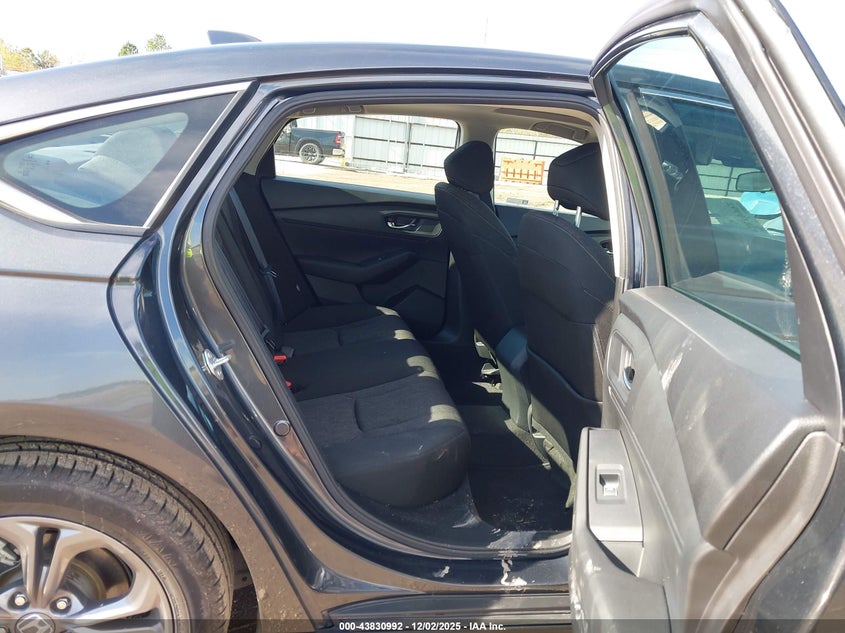 1HGCY1F37RA059813 2024 HONDA ACCORD photo no. 8