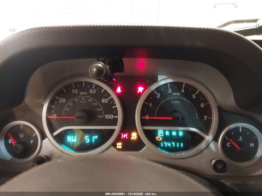 2010 Jeep Wrangler Unlimited Sahara VIN: 1J4BA5H11AL215817 Lot: 43830991