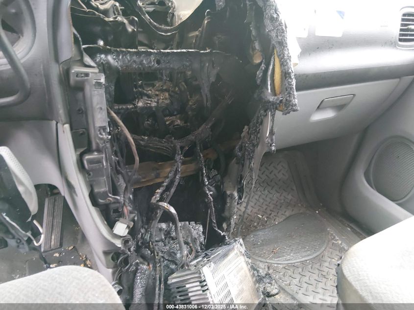 2005 Dodge Grand Caravan VIN: 2D4GP24R15R377709 Lot: 43831006