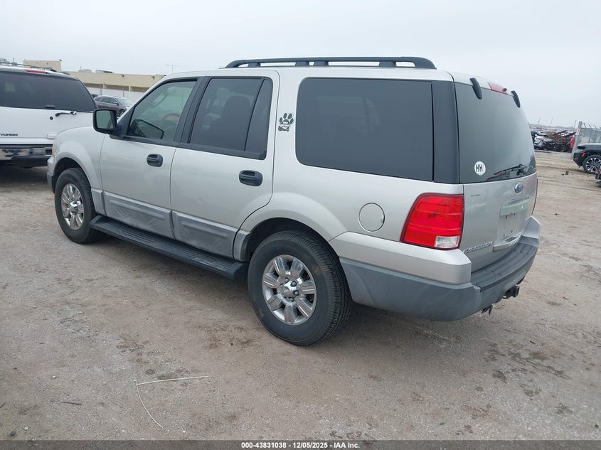 1FMPU13575LA61363 2005 FORD EXPEDITION photo no. 3