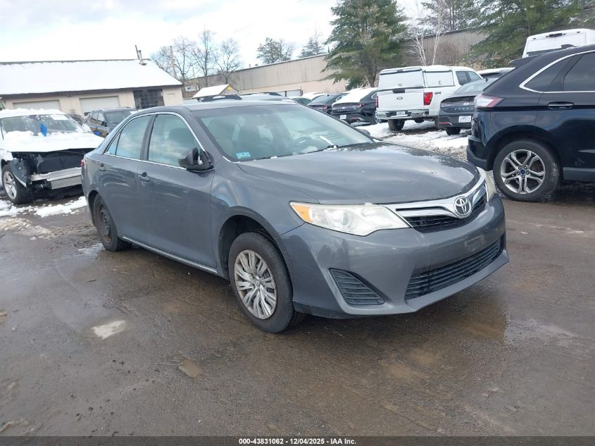 TOYOTA CAMRY LE