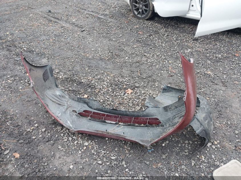 2002 Toyota Camry Le VIN: 4T1BE32K52U031844 Lot: 43831108