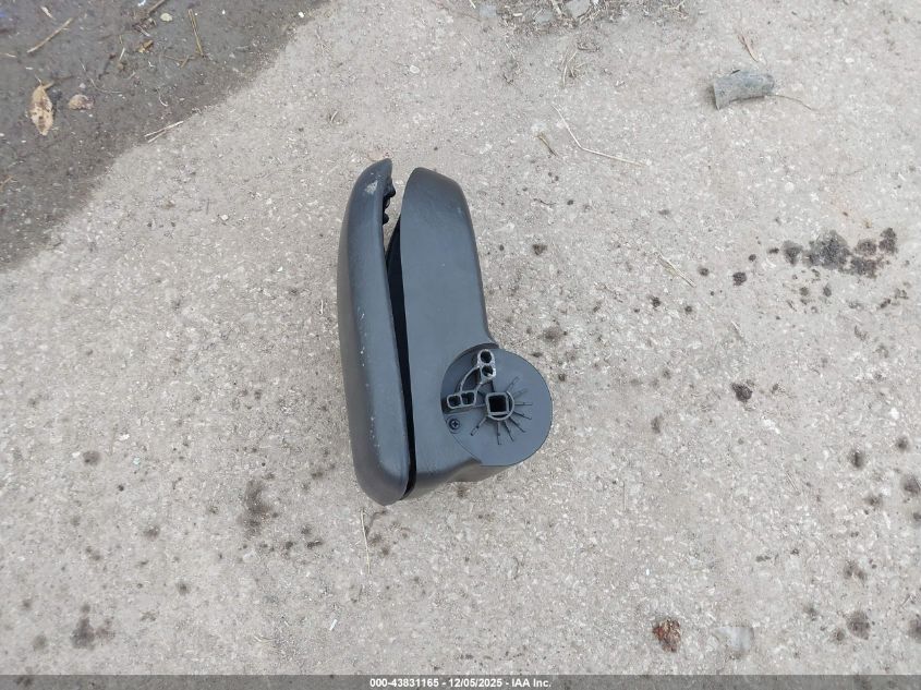 2007 Ford Focus S/Se/Ses VIN: 1FAHP34N07W353972 Lot: 43831165