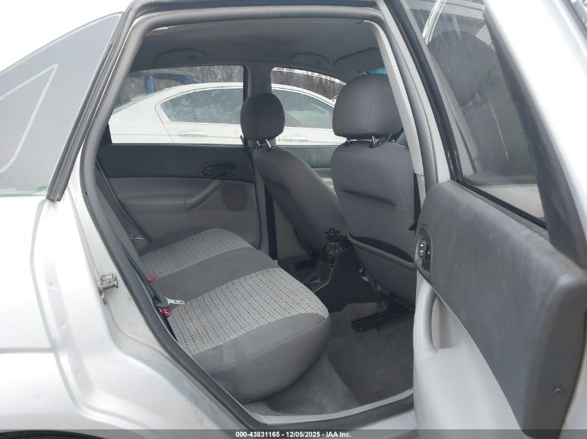 2007 Ford Focus S/Se/Ses VIN: 1FAHP34N07W353972 Lot: 43831165