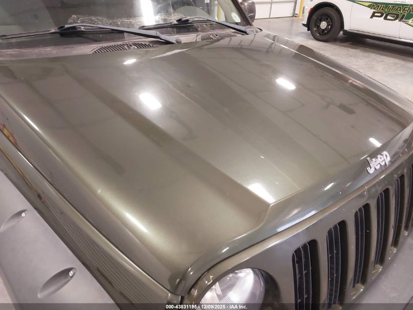 2006 Jeep Liberty Renegade VIN: 1J4GL38K86W284605 Lot: 43831195