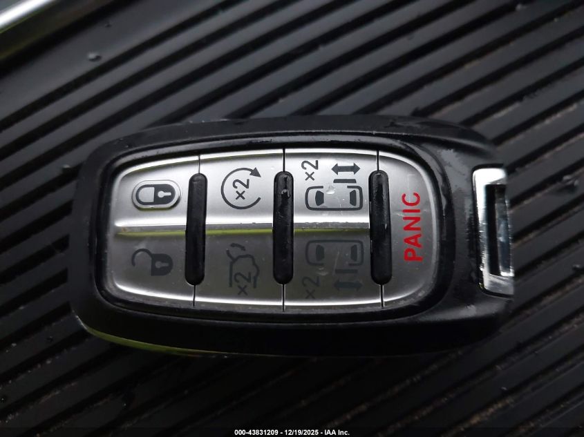 2022 Chrysler Pacifica Limited Awd VIN: 2C4RC3GG6NR167169 Lot: 43831209