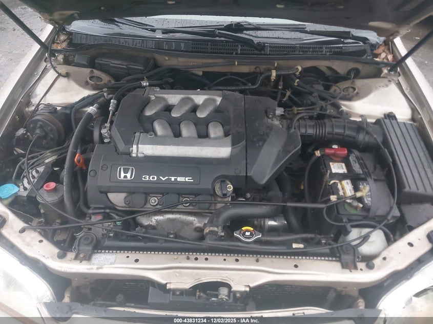 1HGCG16521A052471 2001 HONDA ACCORD photo no. 10