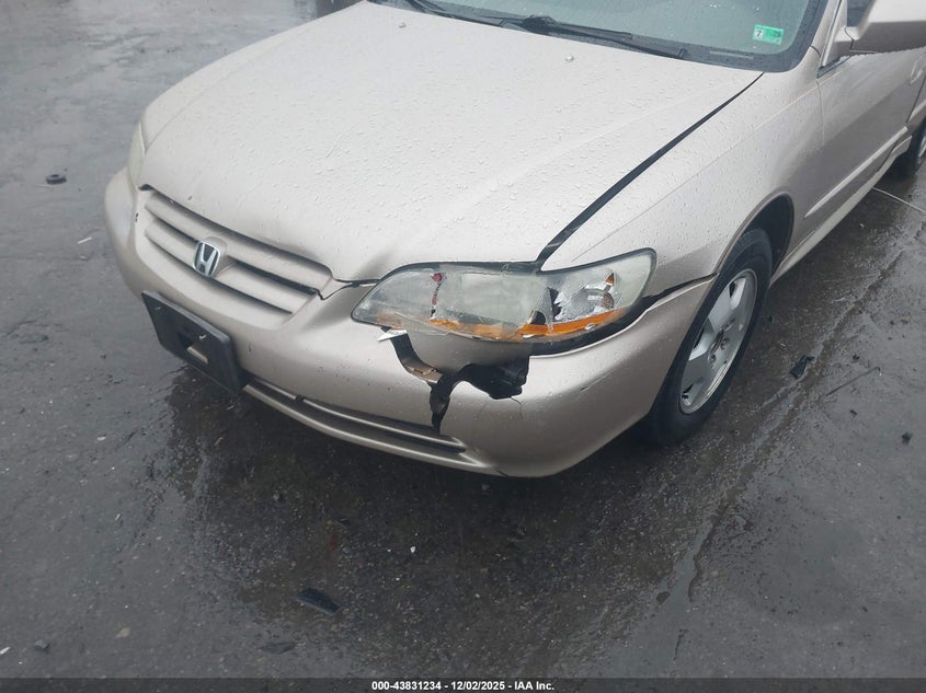 1HGCG16521A052471 2001 HONDA ACCORD photo no. 6
