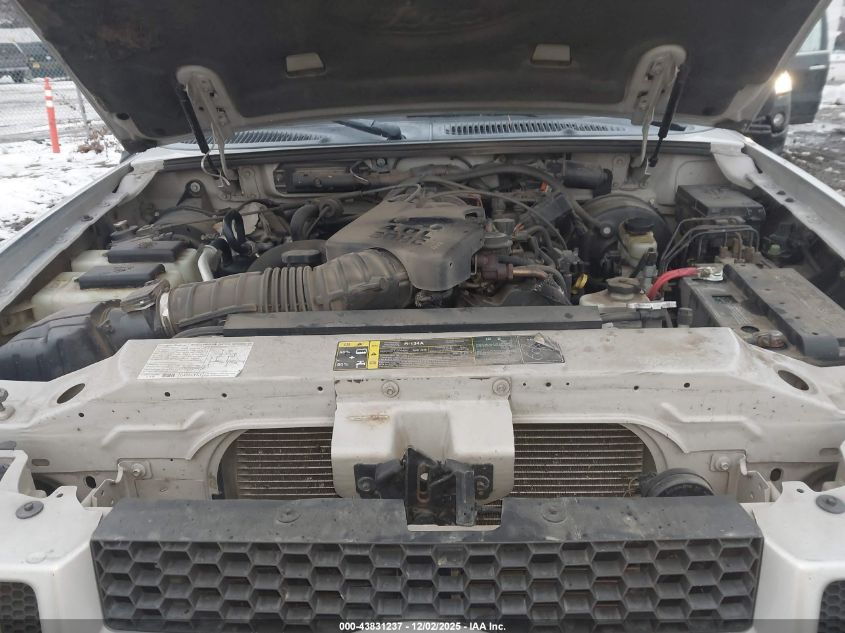 2004 Ford Explorer Sport Trac Adrenalin/Xls/Xlt VIN: 1FMZU77K54UB72899 Lot: 43831237