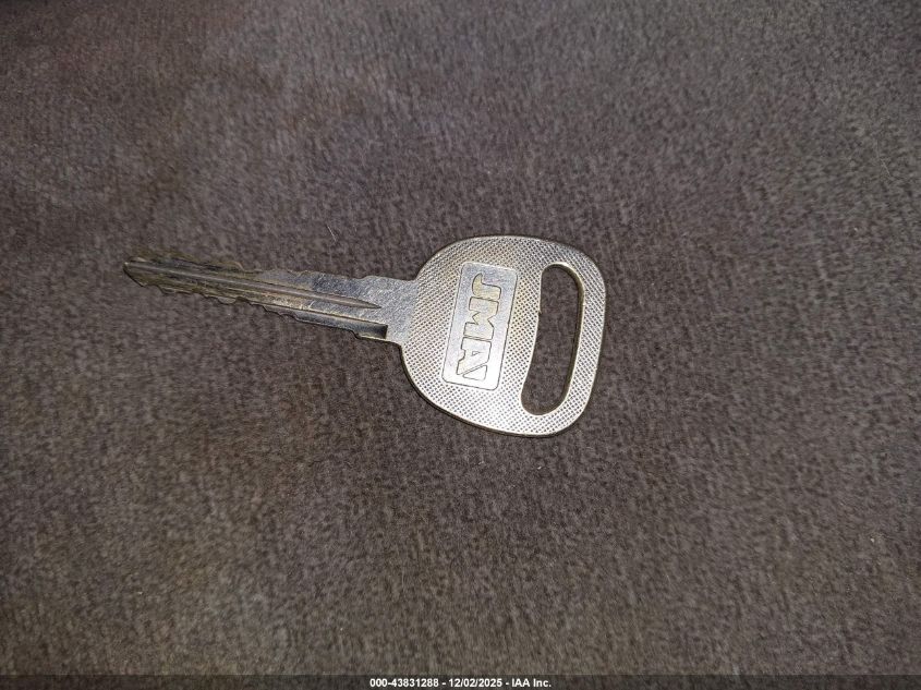 2000 Chevrolet Tahoe All New Ls VIN: 1GNEC13T1YJ108133 Lot: 43831288