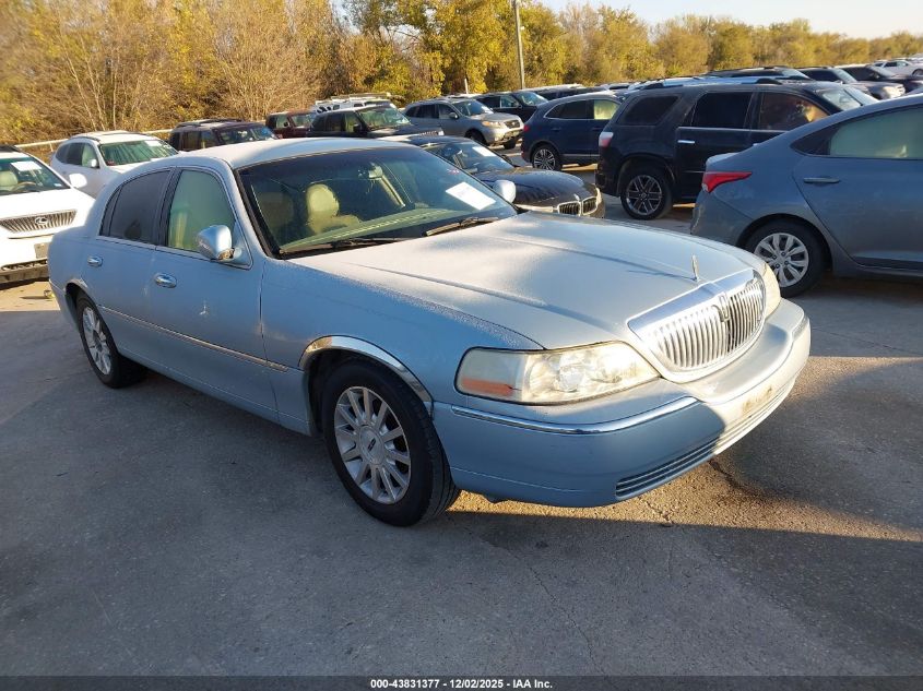 2006 Lincoln Town Car