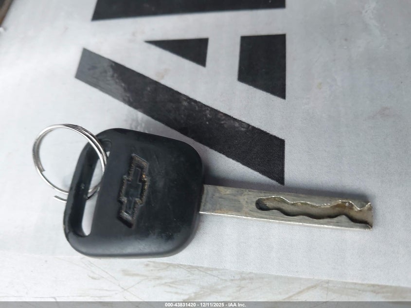 CHEVROLET CAMARO - zdjęcie 11