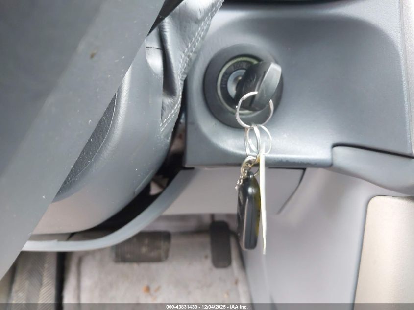 2002 Toyota Sienna Xle VIN: 4T3ZF13C02U449291 Lot: 43831430