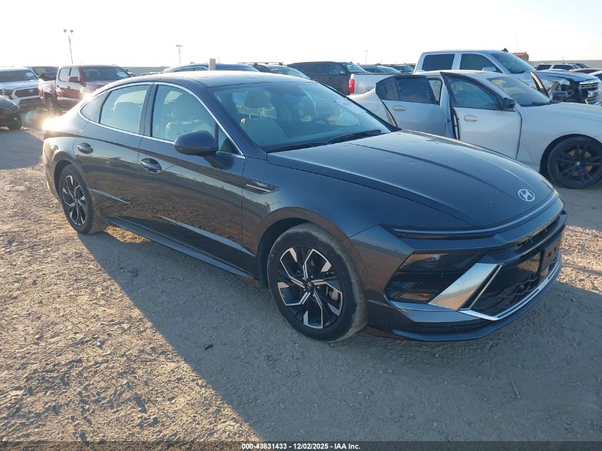 2025 Hyundai Sonata Sel